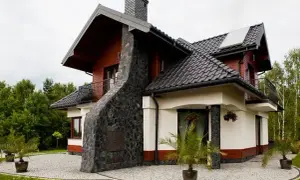 Jak poprawnie zbudować komin zewnętrzny - kompletna instrukcja krok po kroku